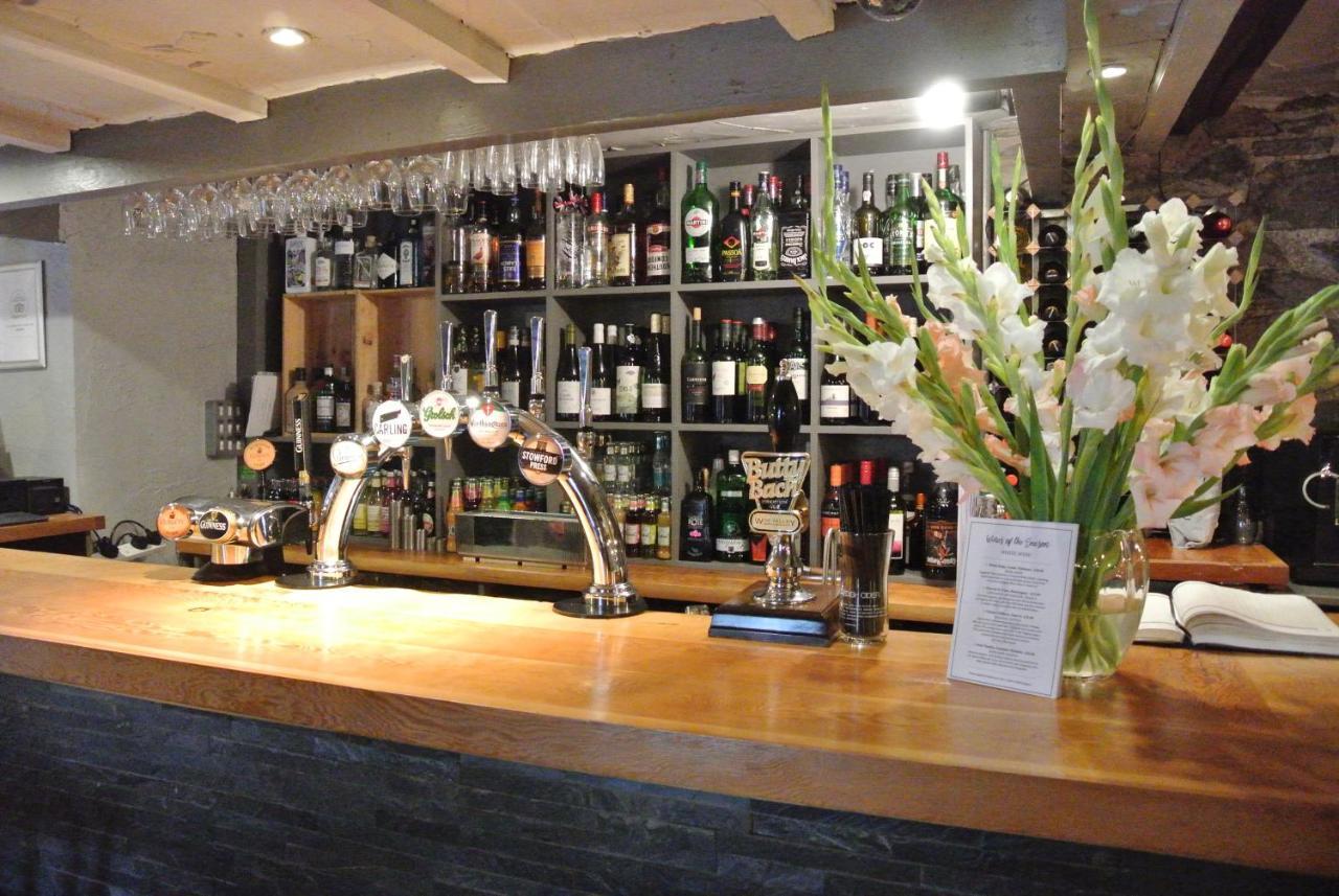 The Horse & Jockey Inn Найтон Экстерьер фото